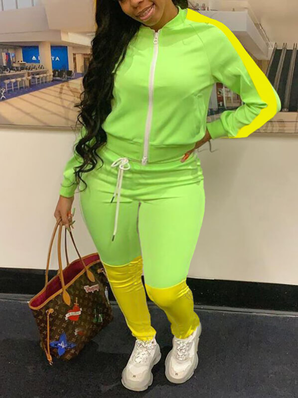 Lovely Sportswear Zipper Design Patchwork Green Plus Size Two-piece Pants Set
Lovely Sportswear Zipper Design Patchwork Green Plus Size Two-piece Pants Set