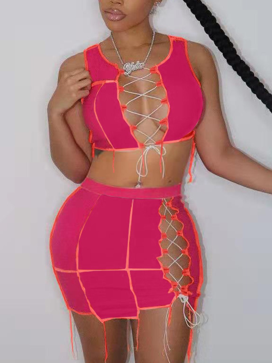 Lovely Sexy Striped Bandage Hollow-out Design Rose Red Two Piece Skirt Set
Lovely Sexy Striped Bandage Hollow-out Design Rose Red Two Piece Skirt Set