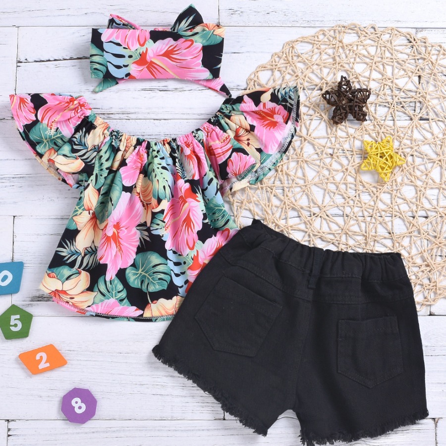 Lovely Girl Sweet Floral Print Flounce Design Black Two Piece Shorts Set(With Headwear)
Lovely Girl Sweet Floral Print Flounce Design Black Two Piece Shorts Set(With Headwear)