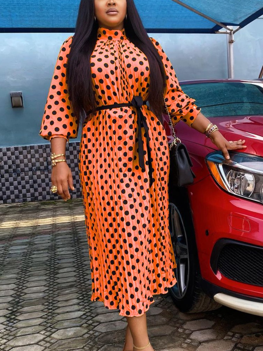 Lovely Plus Size Boho Dot Print Pleated Bandage Design Croci Mid Calf Dress
Lovely Plus Size Boho Dot Print Pleated Bandage Design Croci Mid Calf Dress