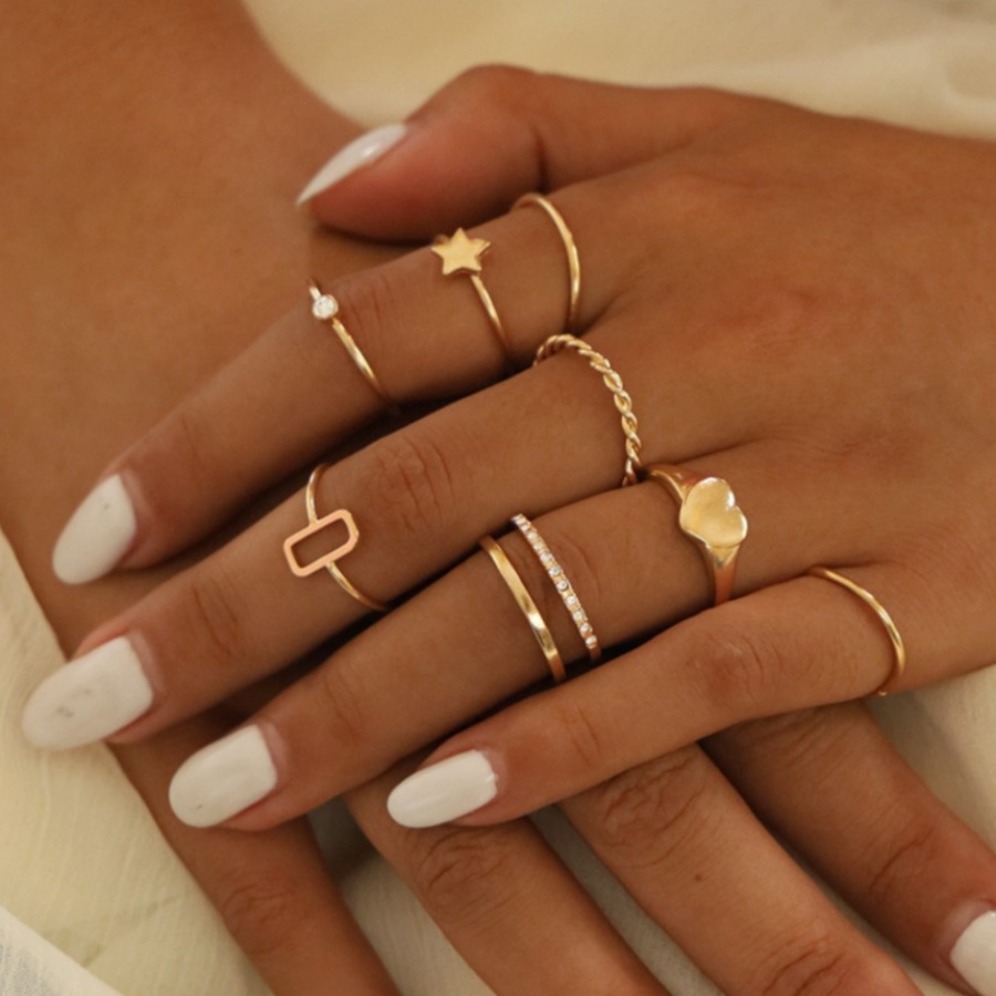 Lovely 8 Casual Star Hollow-out Gold Ring 
Lovely 8 Casual Star Hollow-out Gold Ring