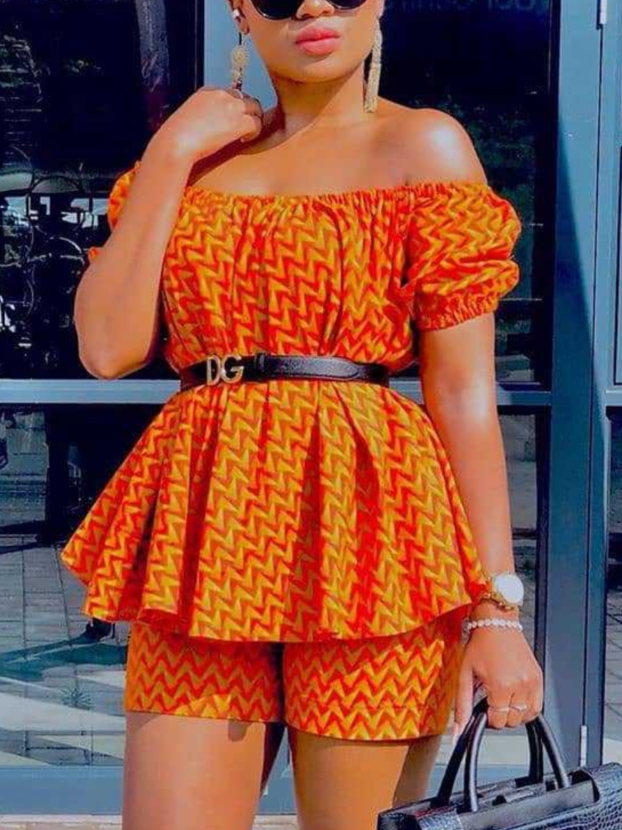 Lovely Sweet Geometric Print Flounce Design Croci Two Piece Shorts Set (Without Belt)
Lovely Sweet Geometric Print Flounce Design Croci Two Piece Shorts Set (Without Belt)