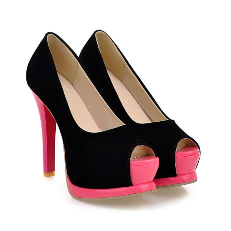 closed high heel shoes