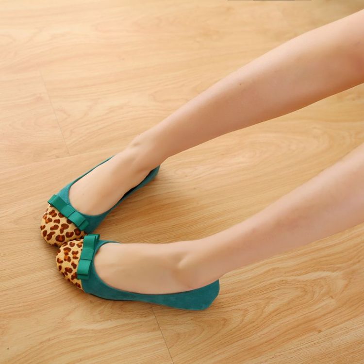 green peep toe flats