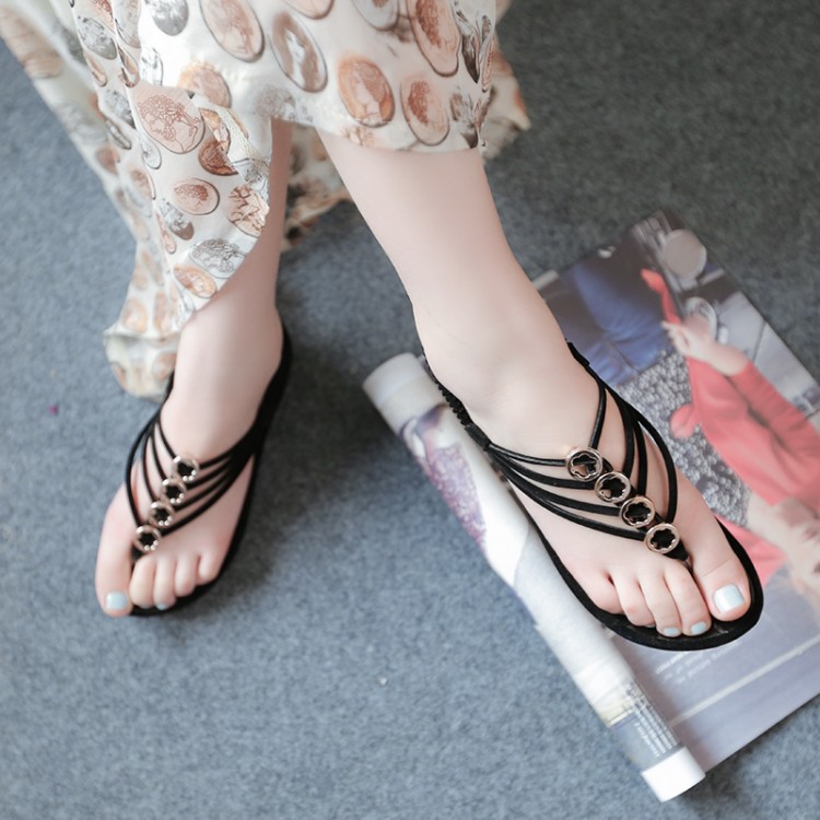 dressy flip flops black