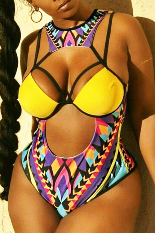 

Lovely Sexy Hollow-out Yellow One-piece Swimsuit