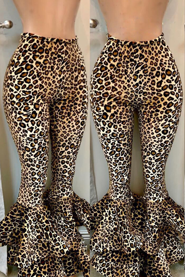 

Lovely Chic Flared Leopard Printed Blending Pants