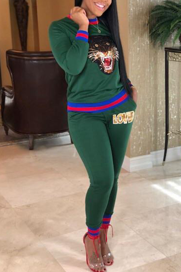 

Lovely Casual Patchwork Green Two-piece Pants Set