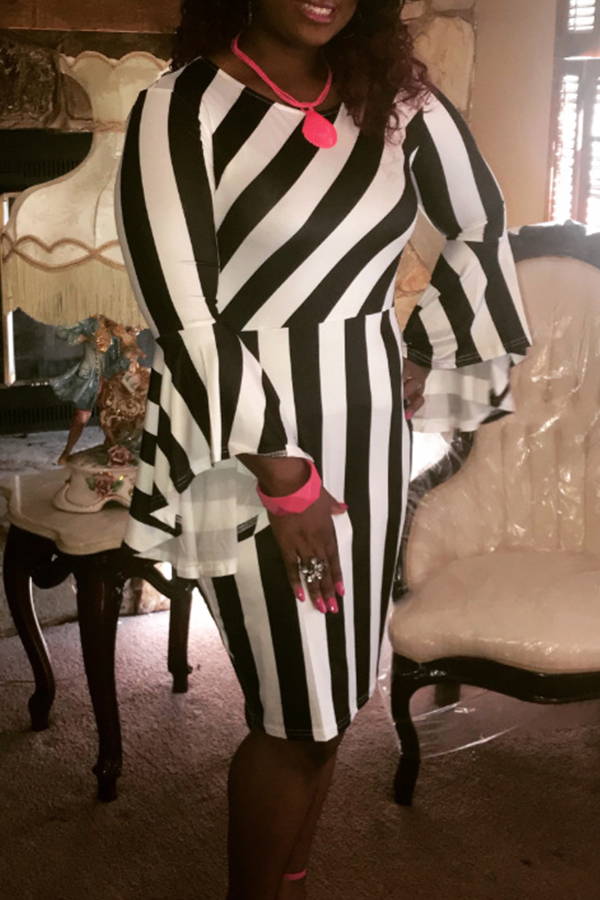 

Lovely Trendy Trumpet Sleeves Striped Black Knee Length Dress