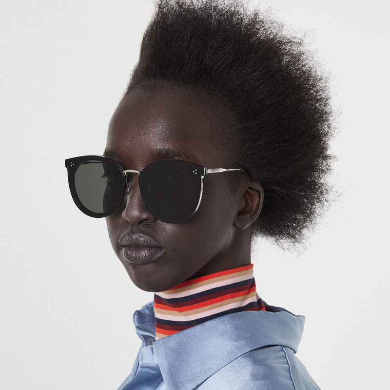 

Lovely Fashion Black Metal Sunglasses