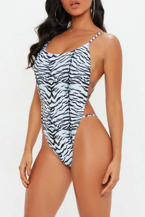 

Lovely Printed Backless Black-white One-piece Swimwear