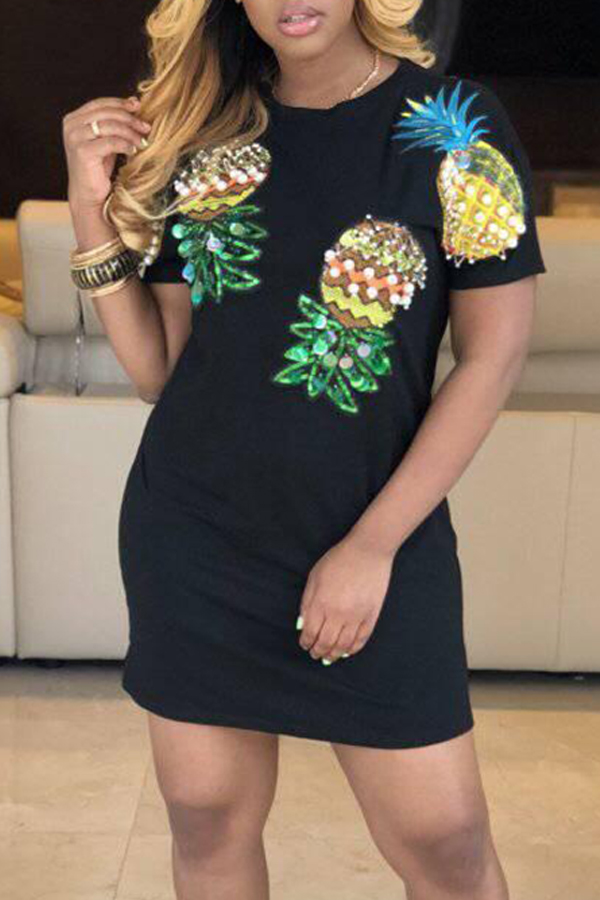 

Lovely Casual Patchwork Straight Black Knee Length Dress