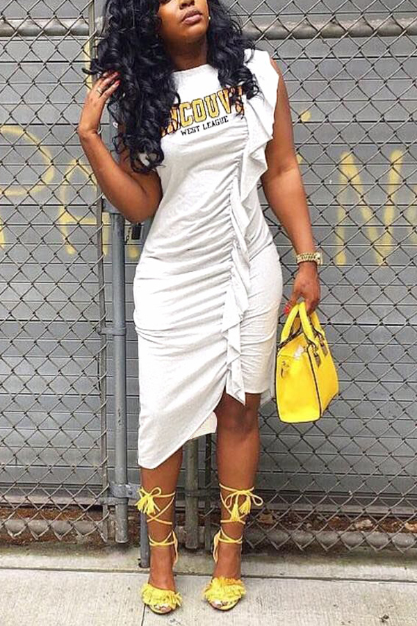 

Lovely Casual Ruffle Design White Knee Length Dress(With Elastic)