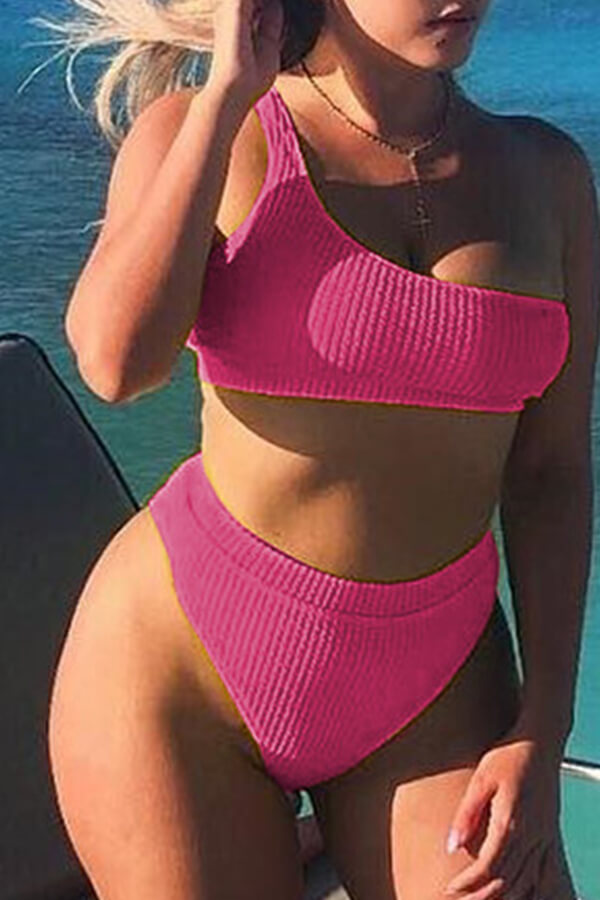 

Lovely One Shoulder Rose Red Two-piece Swimwear