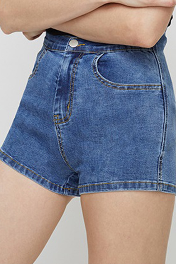 

Lovely Casual Bandage Design Blue Denim Shorts