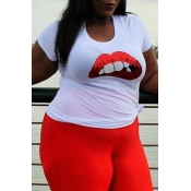 Lovely Casual Lip Printed White Plus Size T-shirt