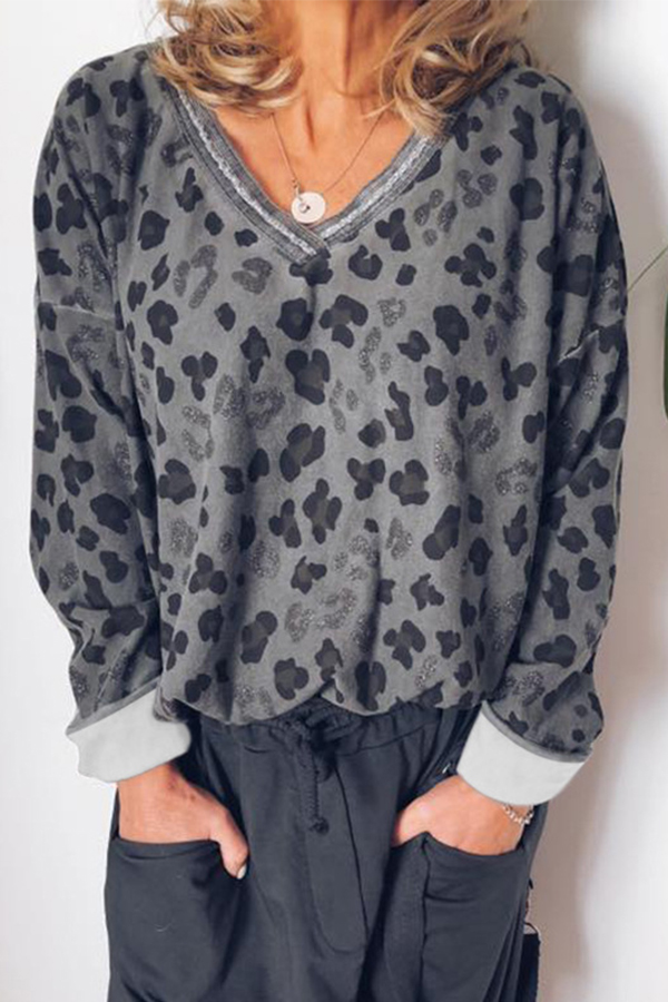 

Lovely Trendy V Neck Printed Grey Hoodie