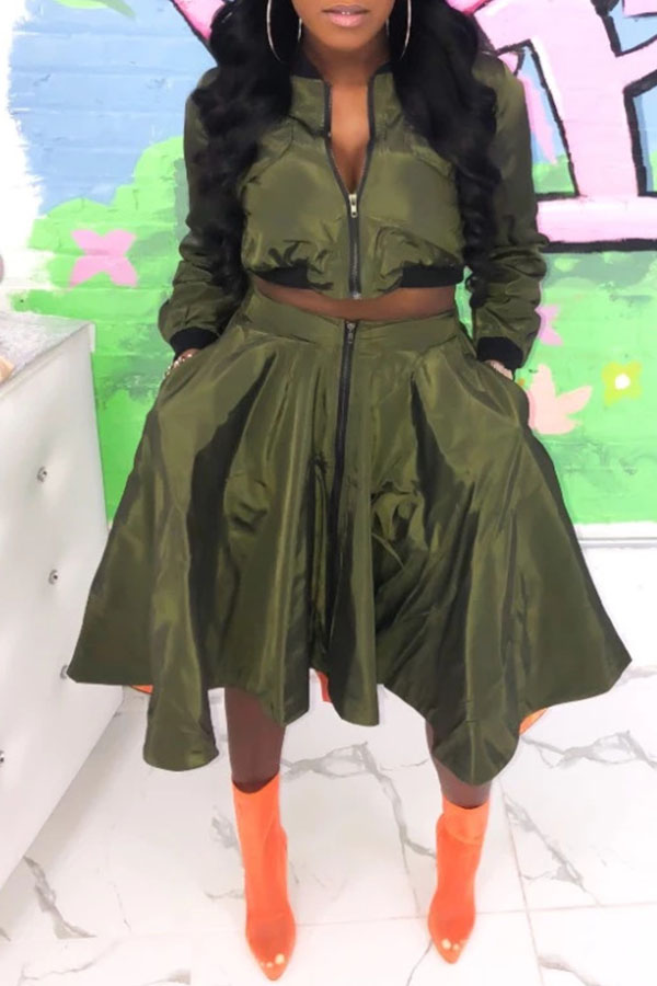 

Lovely Casual Turndown Collar Army Green Two-piece Skirt Set