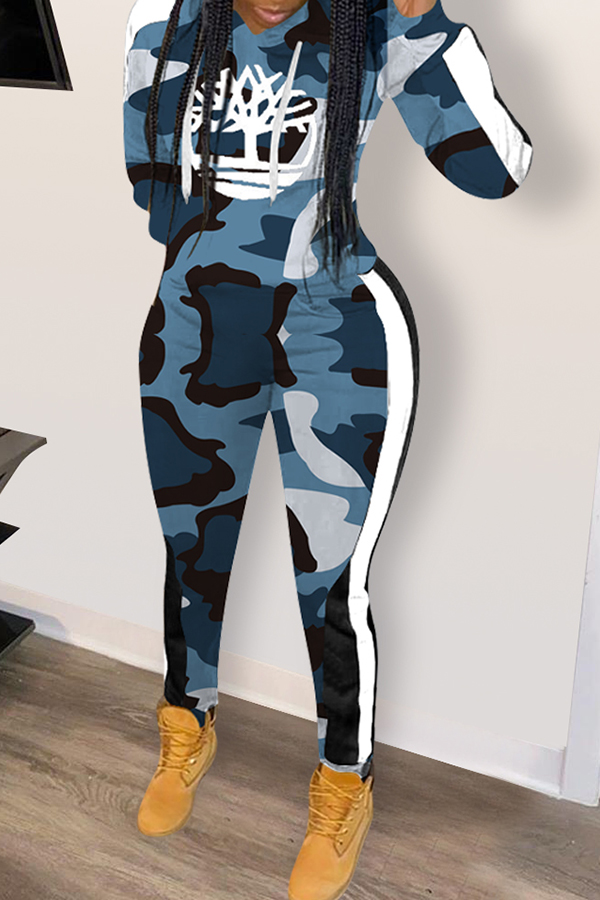 

Lovely Casual Hooded Collar Camouflage Printed Blue Two-piece Pants Set