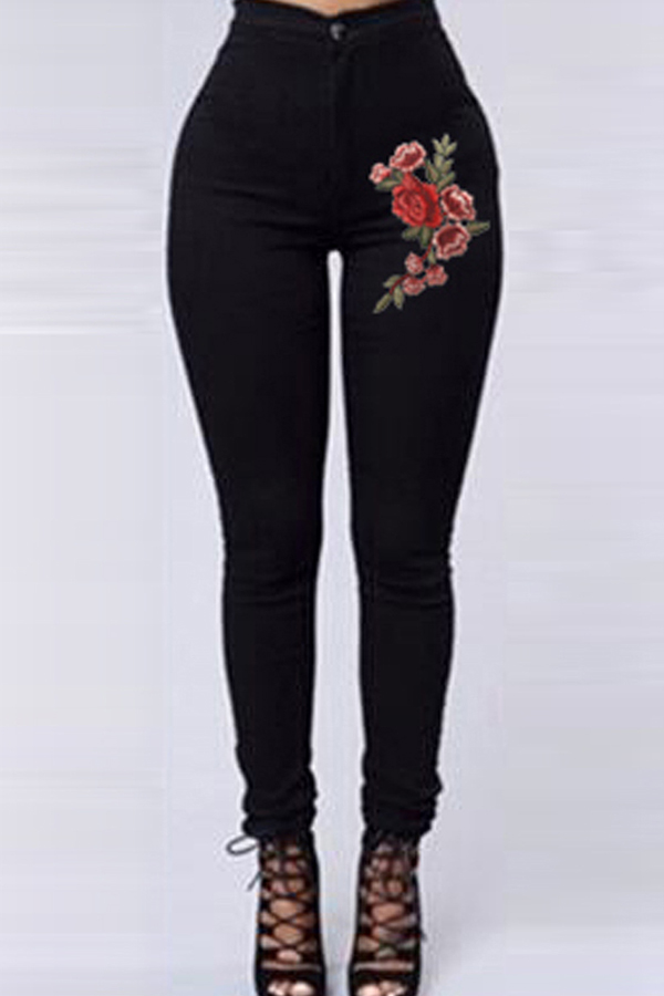 

Lovely Casual Embroidery Design Black Jeans