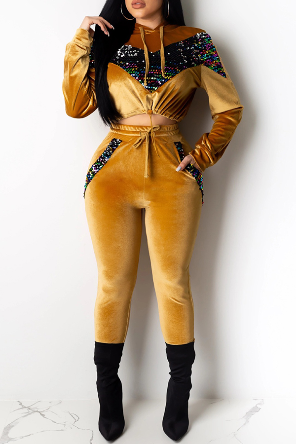 

Lovely Casual Hooded Collar Patchwork Yellow Two-piece Pants Set