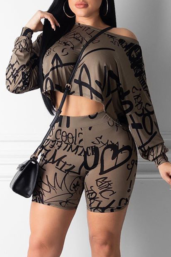 

Lovely Casual Letter Printed Khaki Two-piece Shorts Set