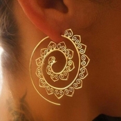 Lovely Chic Gold Earring
