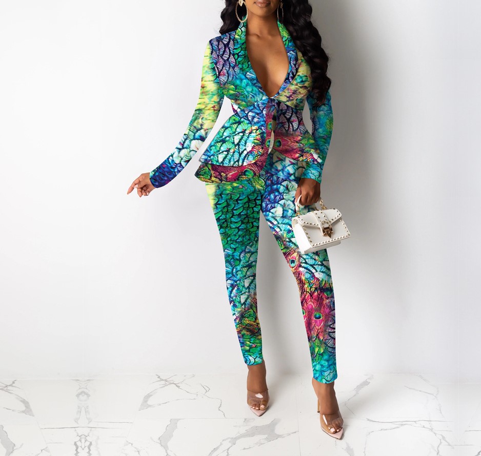 

Lovely Sexy Turn-back Collar Print Green Two-piece Pants Set