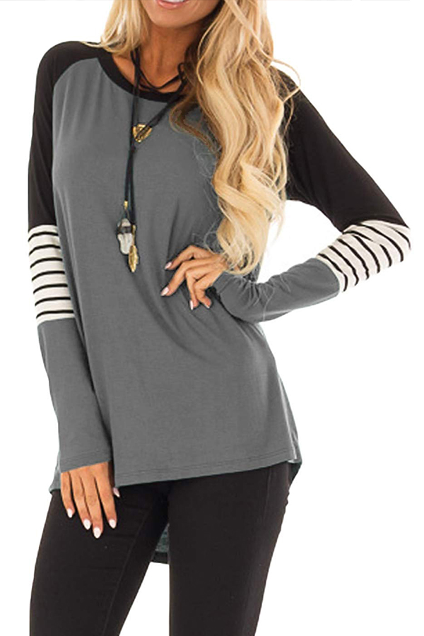 

Lovely Chic Button Grey T-shirt