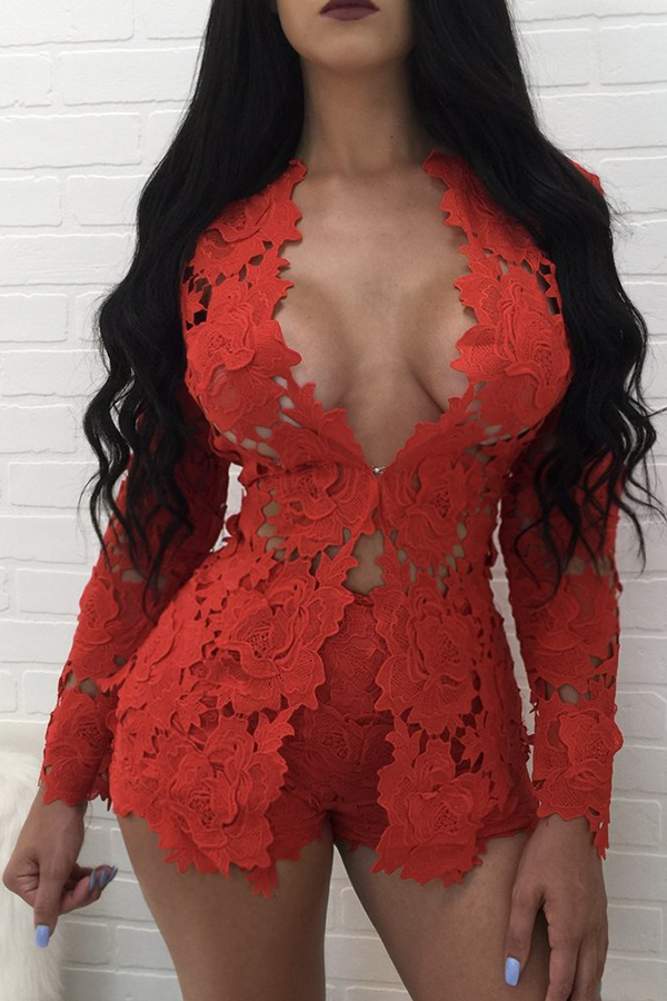 

Lovely Sweet Hollow-out Red Two-piece Shorts Set