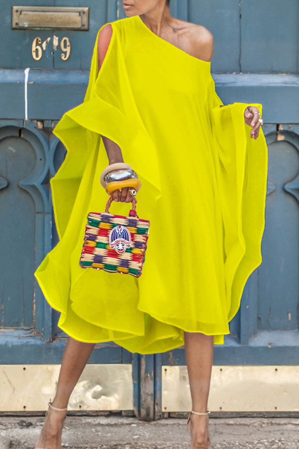 

Lovely Sweet O Neck Loose Yellow Knee Length Dress