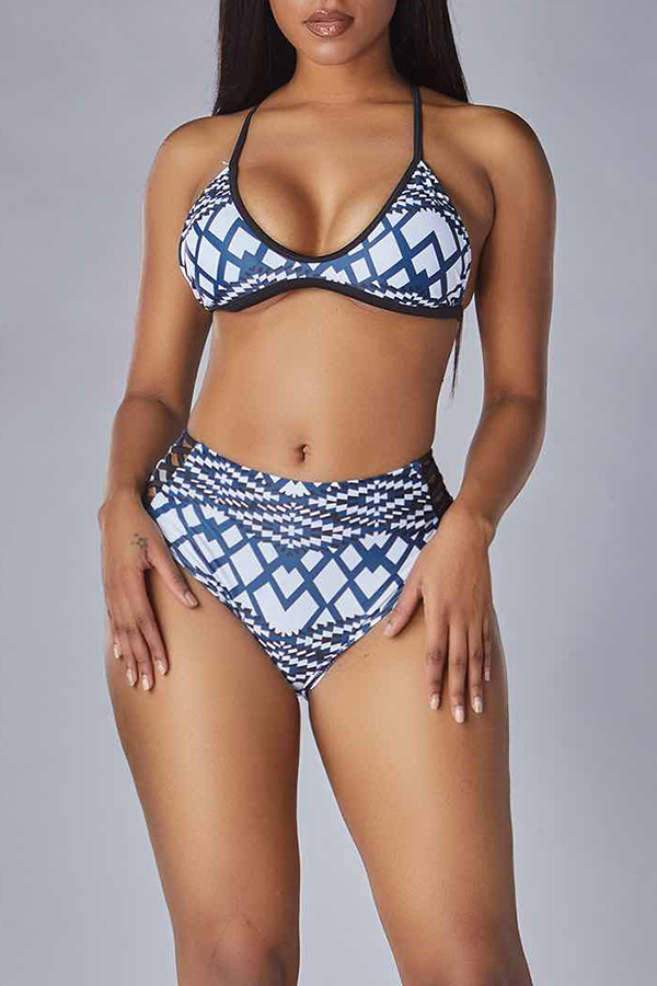 

Lovely Print White Bathing Suit Two-piece Swimsuit