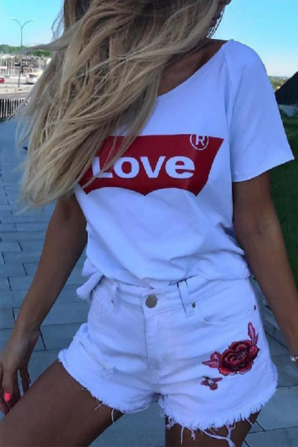 

Lovely Casual Print White Plus Size T-shirt