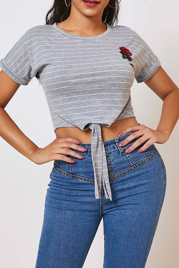 

Lovely Leisure Striped Grey T-shirt