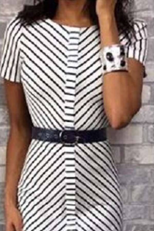 

Lovely Casual Striped White Knee Length Dress