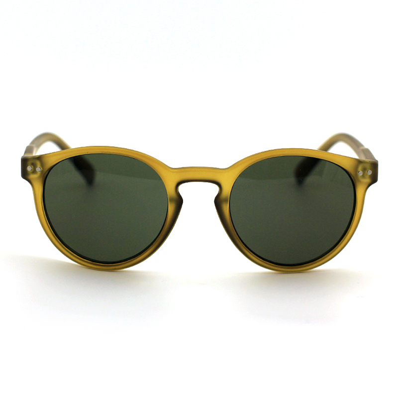 

Lovely Retro Green Sunglasses