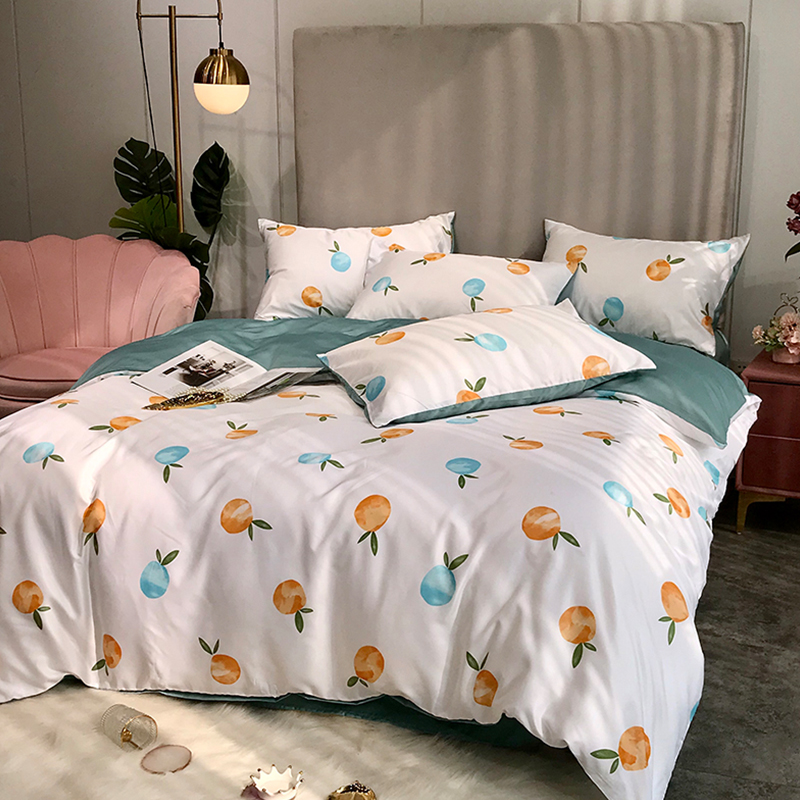 

Lovely Cosy Fruit Print Light Green Bedding Set