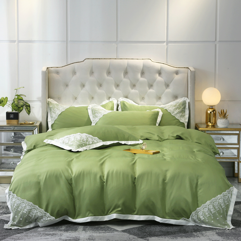 

Lovely Sweet Lace Hem Green Bedding Set