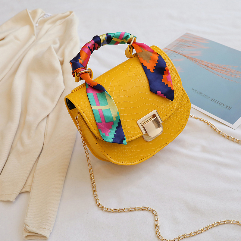 

Lovely Chic Chain Strap Yellow Crossbody Bag