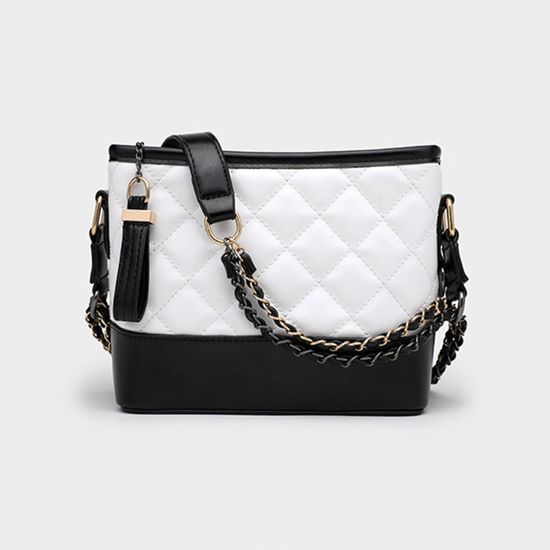 

Lovely Trendy Chain Strap White Messenger Bag