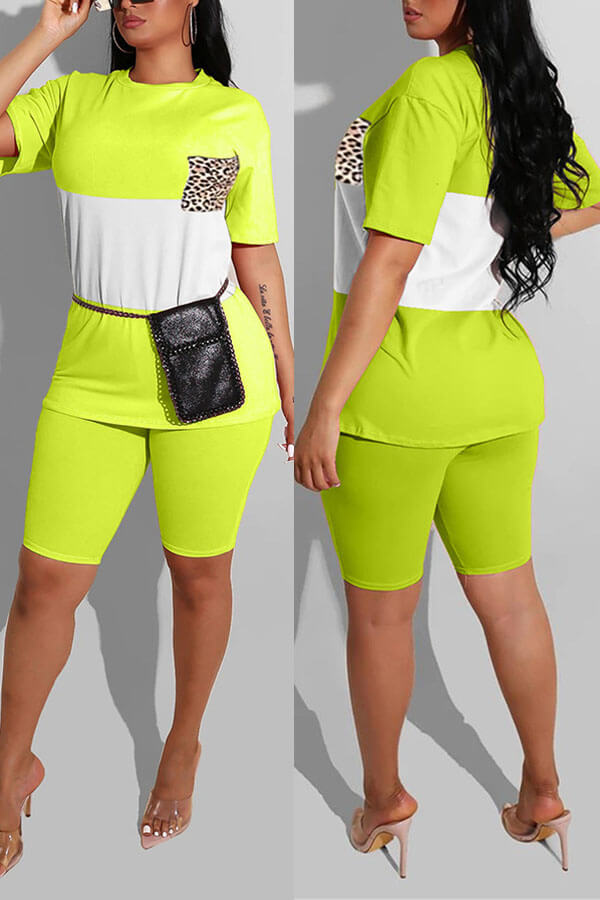 

Lovely Casual Patchwork Green Two-piece Shorts Set