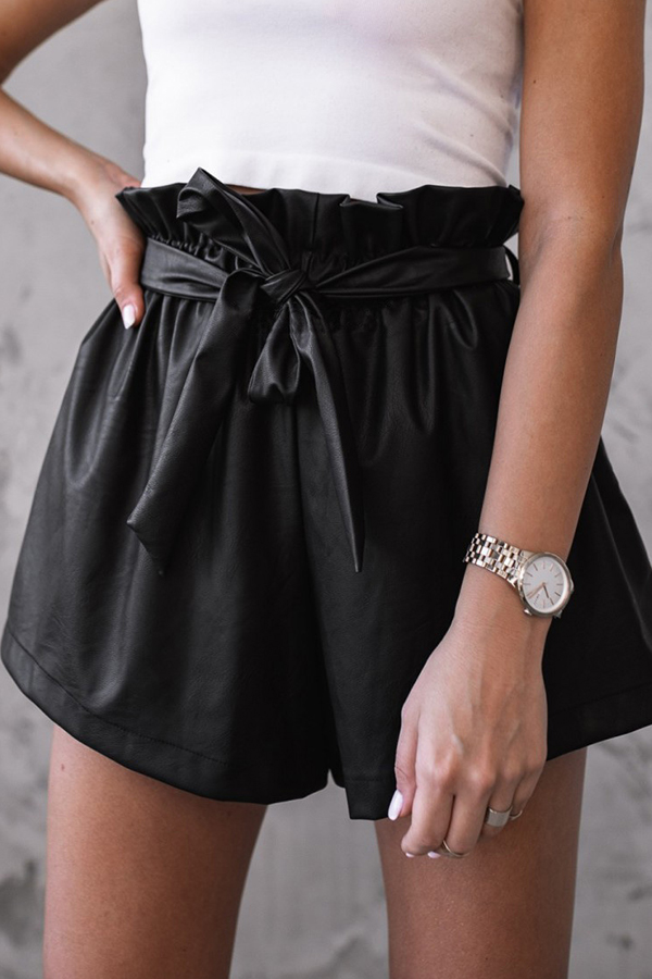 

Lovely Casual Lace-up Black Shorts