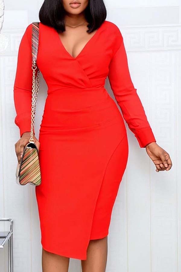 

Lovely Sexy Deep V Neck Red Knee Length Plus Size Dress