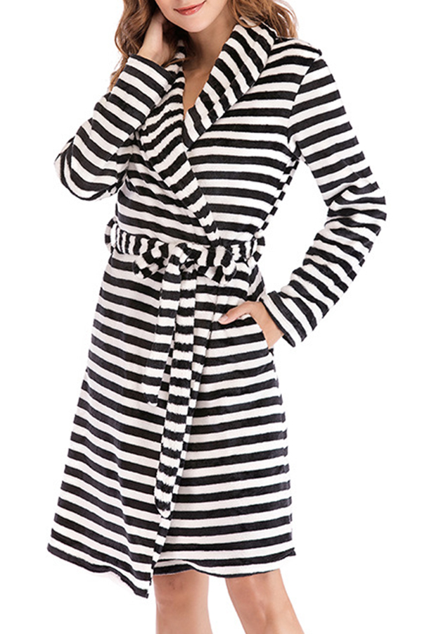 

Lovely Casual Striped Black Loungewear