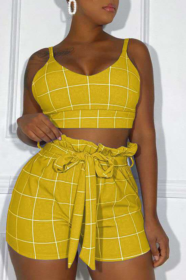

Lovely Casual Grid Yellow Two-piece Shorts Set