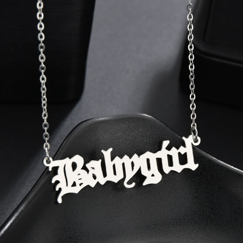 

LW Chic Letter Silver Necklace