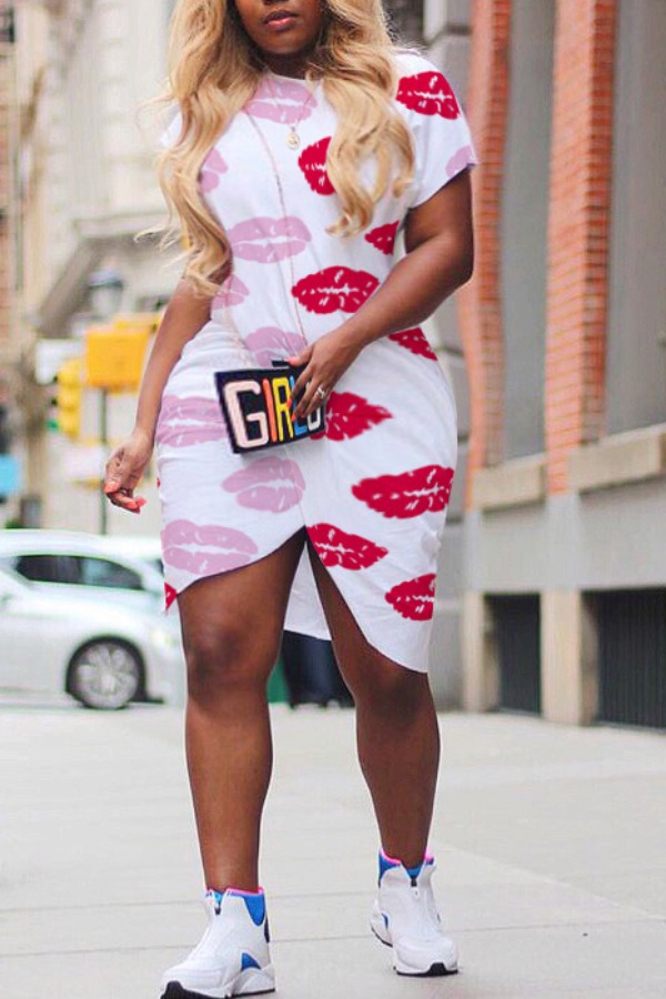 

Lovely Trendy Cartoon Print Light Pink Knee Length Plus Size Dress