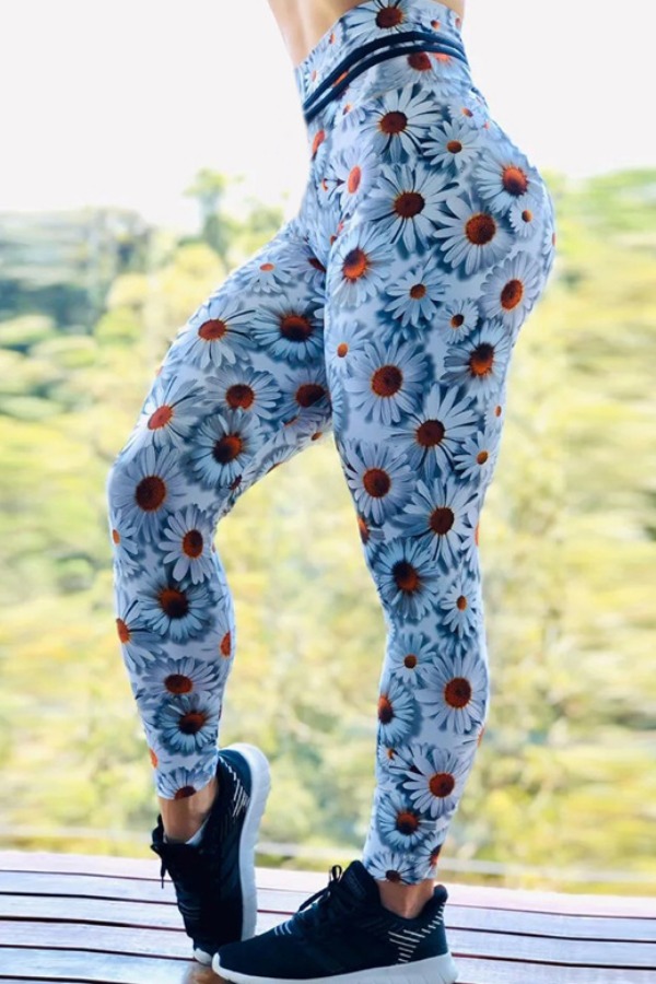 

Lovely Sportswear Daisy Print White Pants