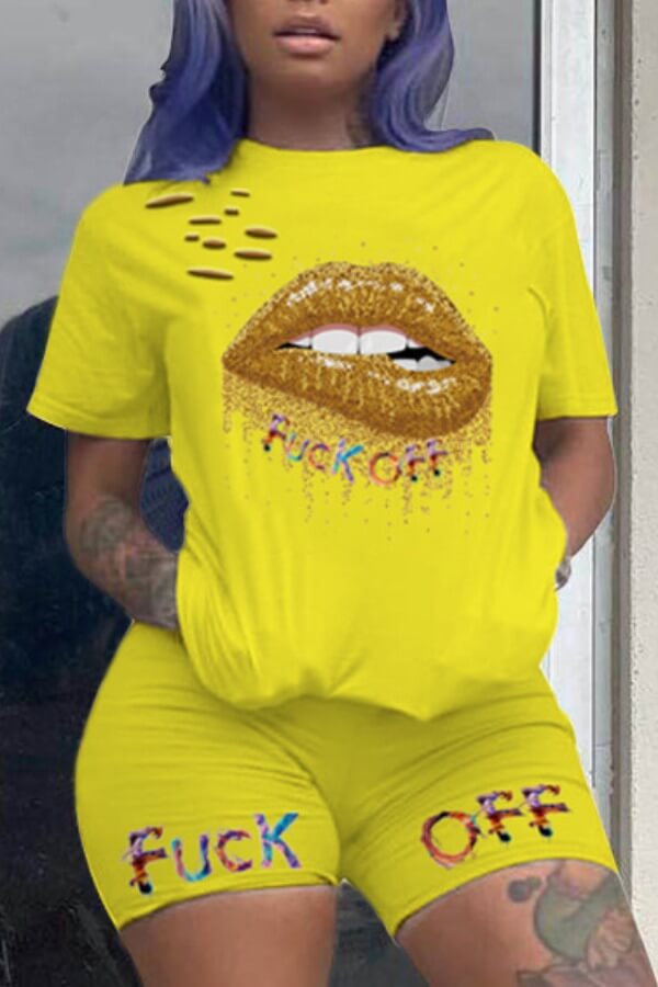

Lovely Leisure Lip Print Yellow Two-piece Shorts Set
