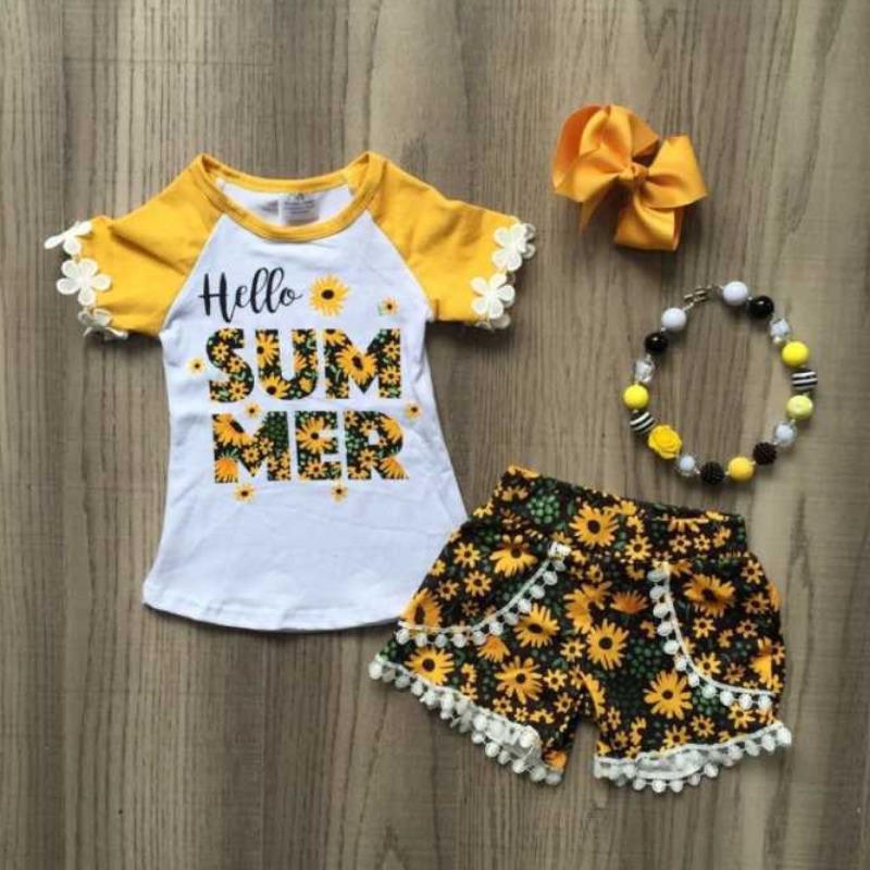 

Lovely Casual Print Yellow Girl Two-piece Shorts Set